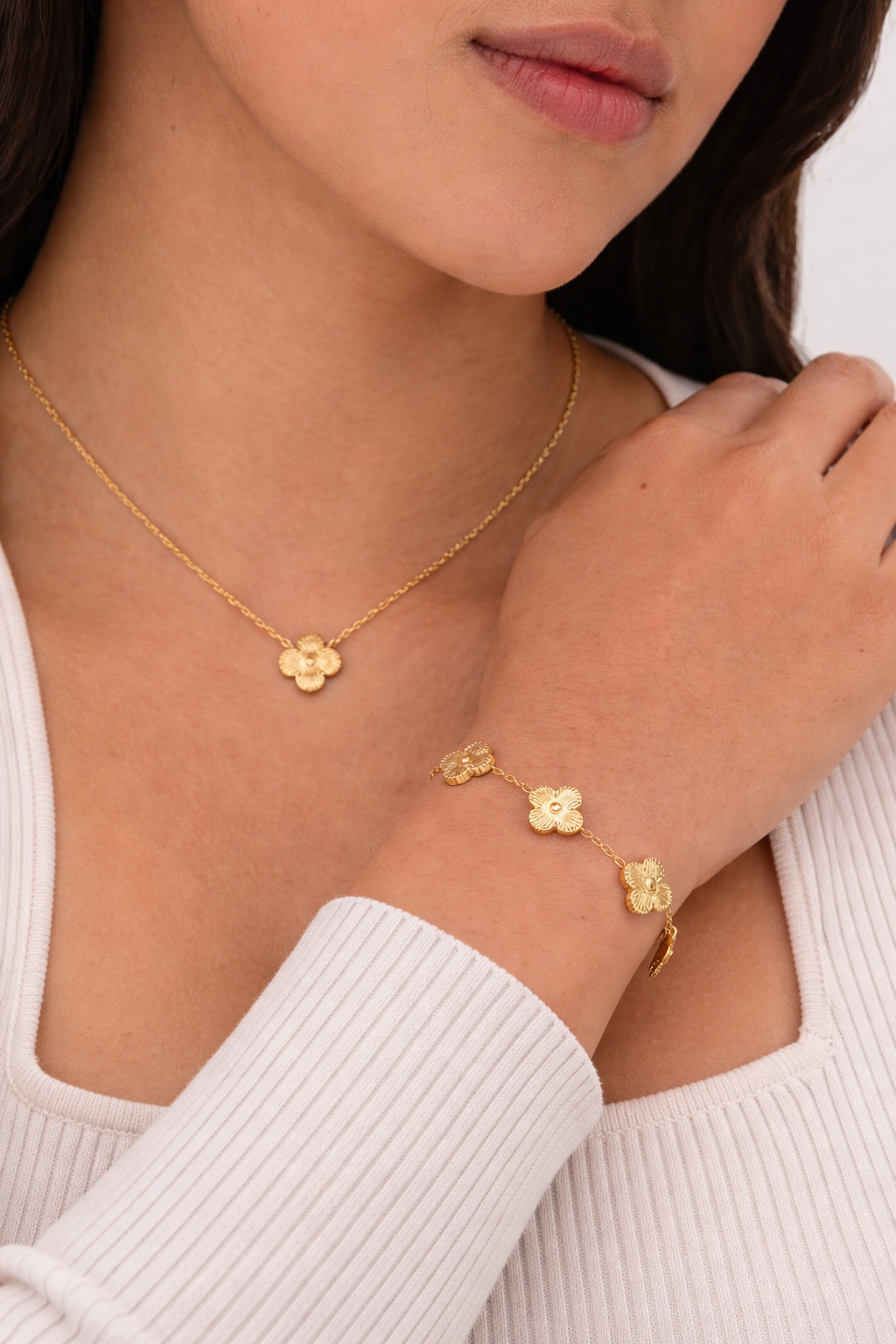 Collar Velvet Bloom