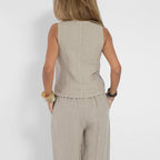 Mono Aurora Silhouette